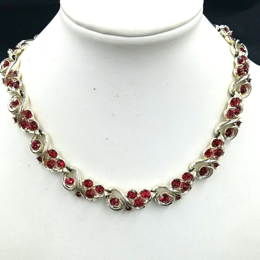Vintage Kramer Ruby Red Rhinestone Necklace - Picture 3 of 10